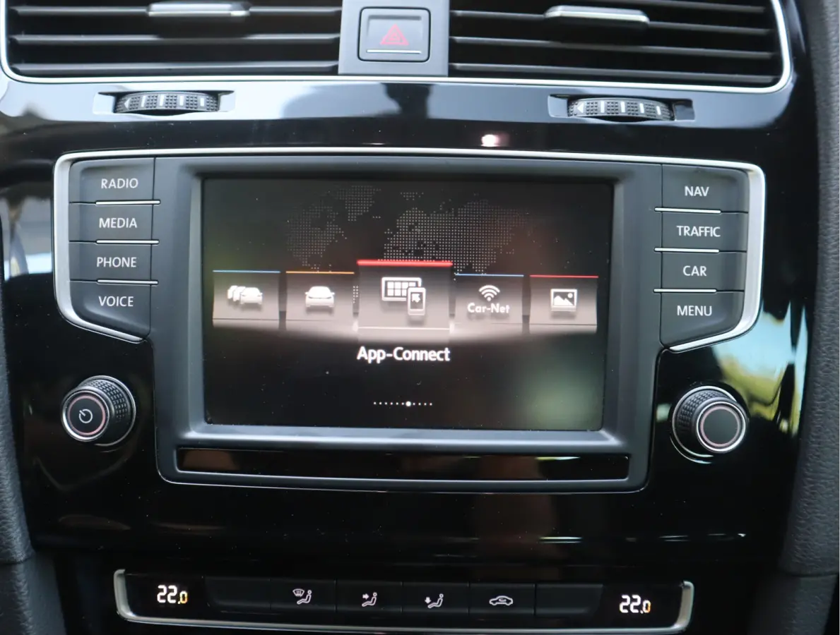 Highline 1.2 TSI Navi / Camera / PDC / Elekramen / Climate Handgeschakeld 6 versn.