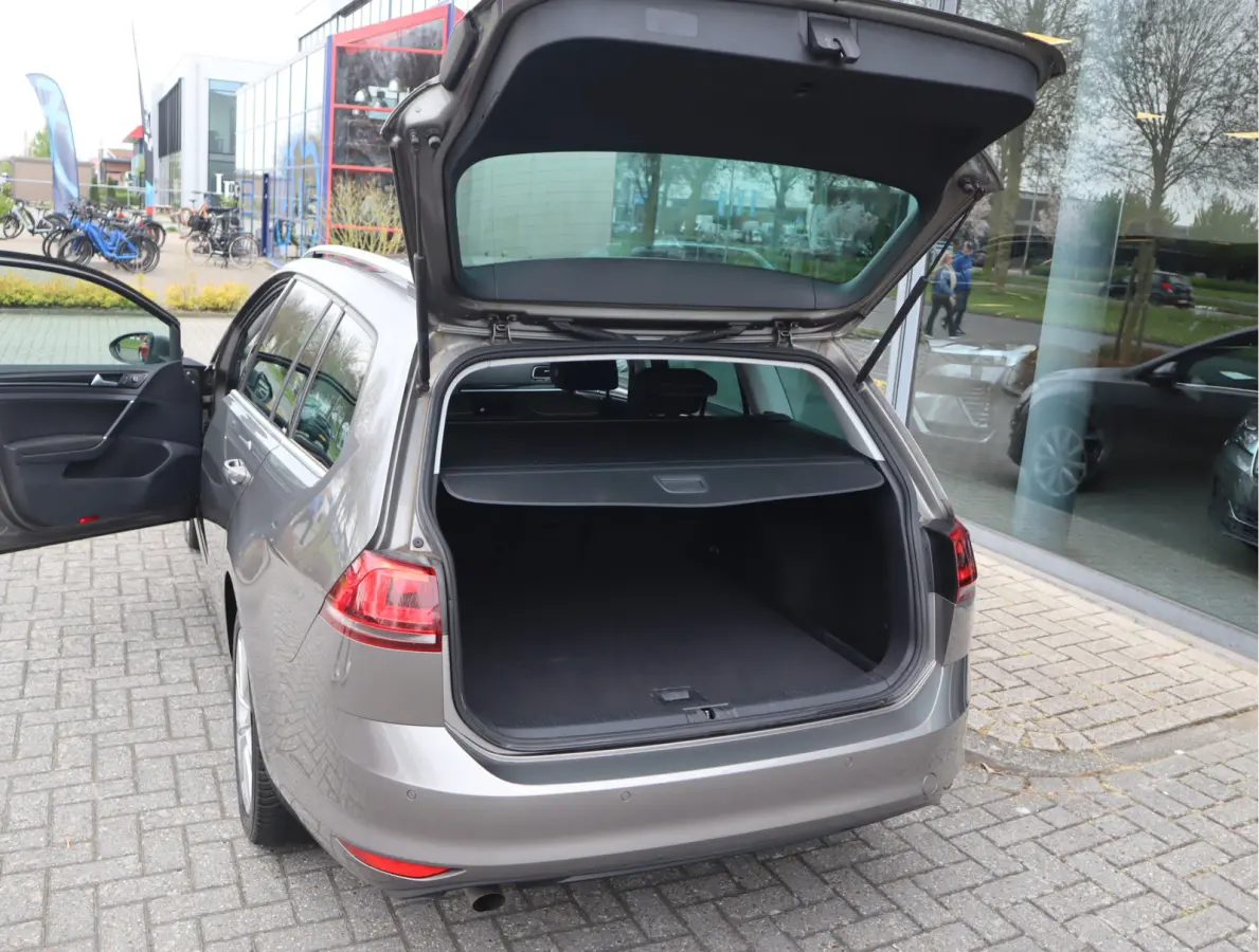 Highline 1.2 TSI Navi / Camera / PDC / Elekramen / Climate Handgeschakeld 6 versn.