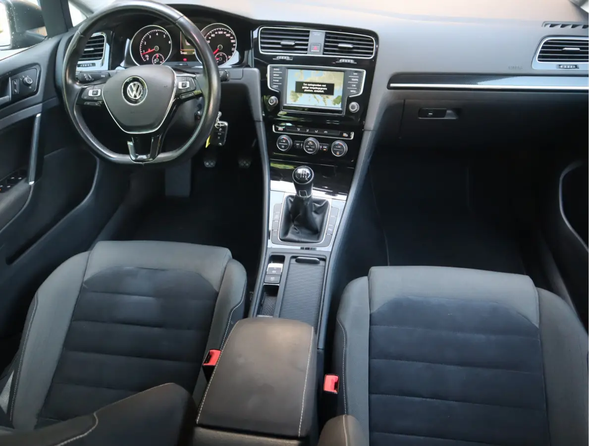 Highline 1.2 TSI Navi / Camera / PDC / Elekramen / Climate Handgeschakeld 6 versn.