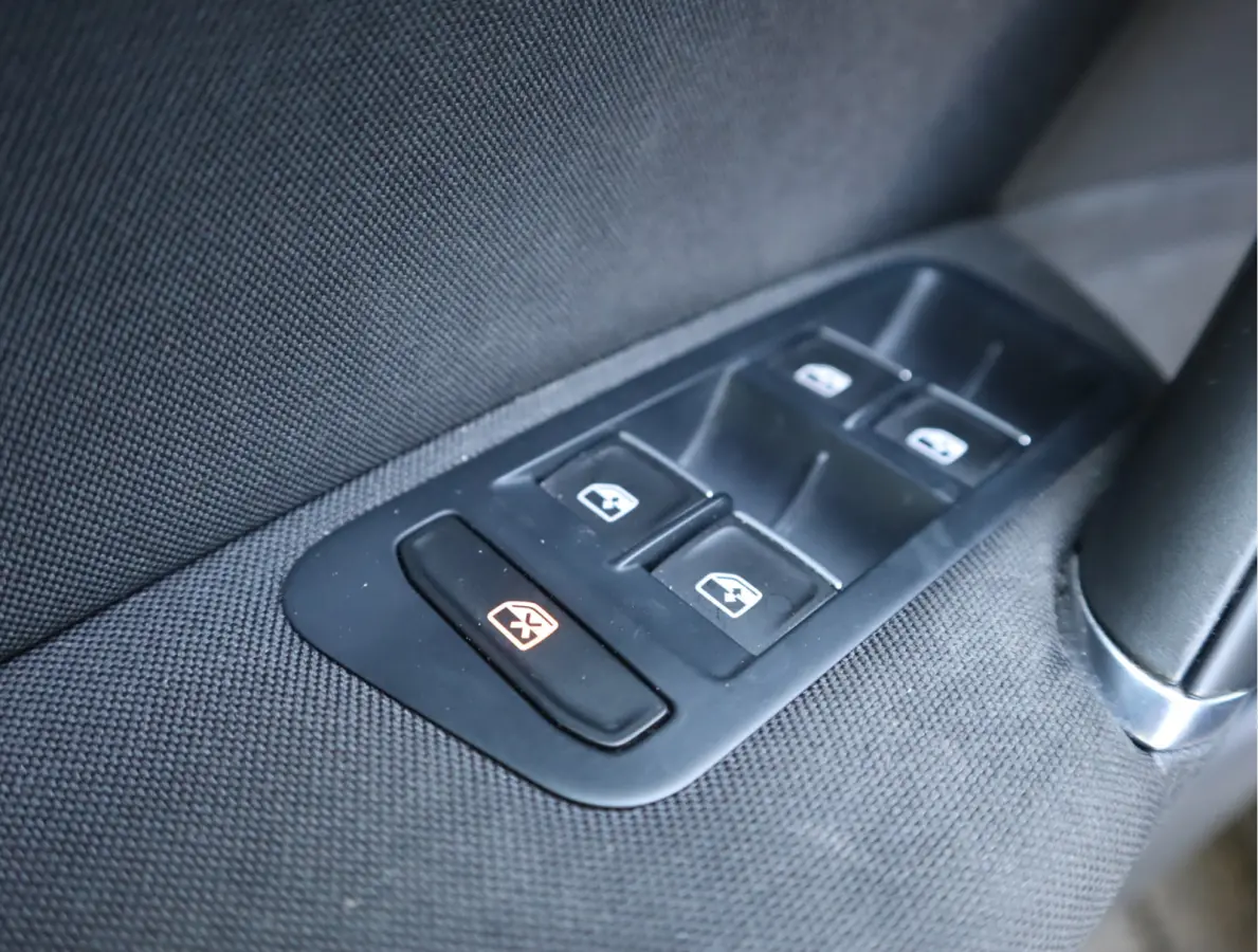 Highline 1.2 TSI Navi / Camera / PDC / Elekramen / Climate Handgeschakeld 6 versn.