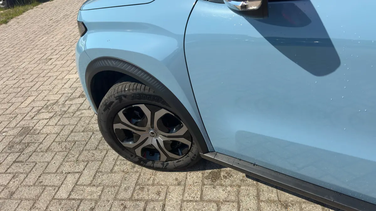 1.2 Hybrid 145pk Plus | Climate Control | Parkeersensoren | Infotainment scherm | Achteruitrijcamera | Bestuurdersstoel in hoogte verstelbaar | Cruise control