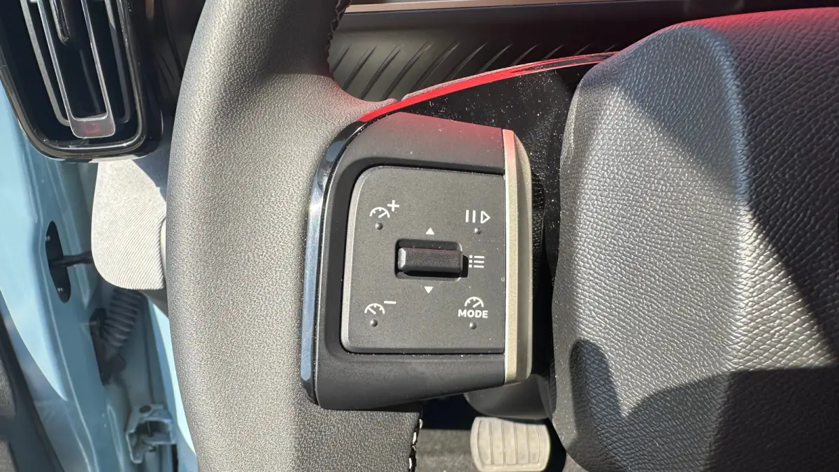 1.2 Hybrid 145pk Plus | Climate Control | Parkeersensoren | Infotainment scherm | Achteruitrijcamera | Bestuurdersstoel in hoogte verstelbaar | Cruise control