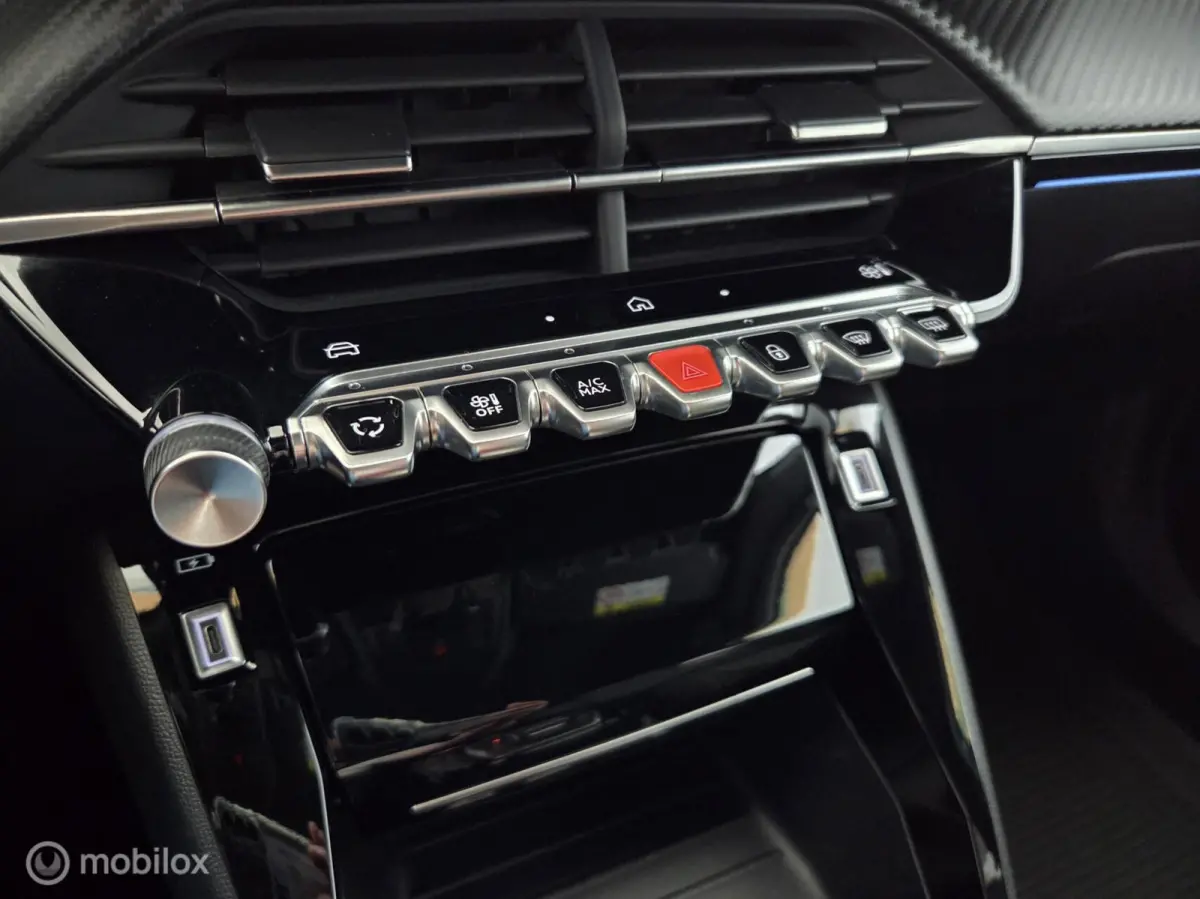 1.2 Hybrid 136 GT automaat leer|led|cam360|ecc|dab|lmv17