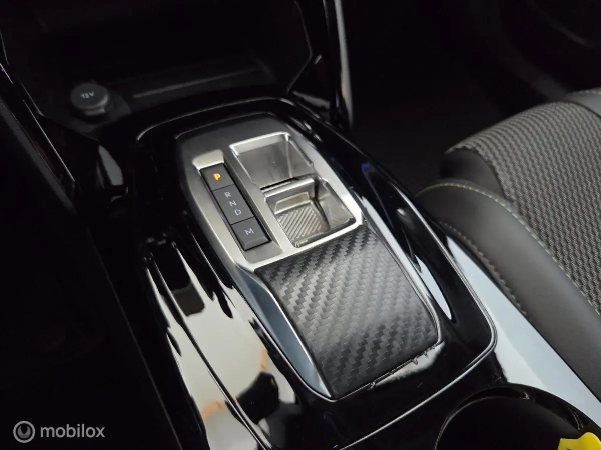 1.2 Hybrid 136 GT automaat leer|led|cam360|ecc|dab|lmv17