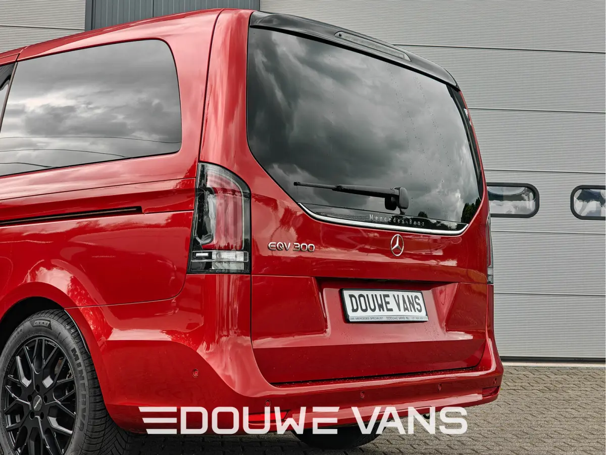 L2 300 Facelift Model 2x schuifdeur Camera DAB 7 Persoons