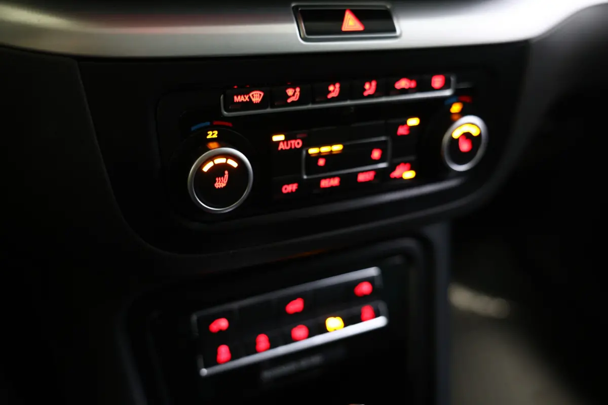 1.4 TSI DSG Highline 1eEIG! XENON TREKHK STOELVW CRUISE '12