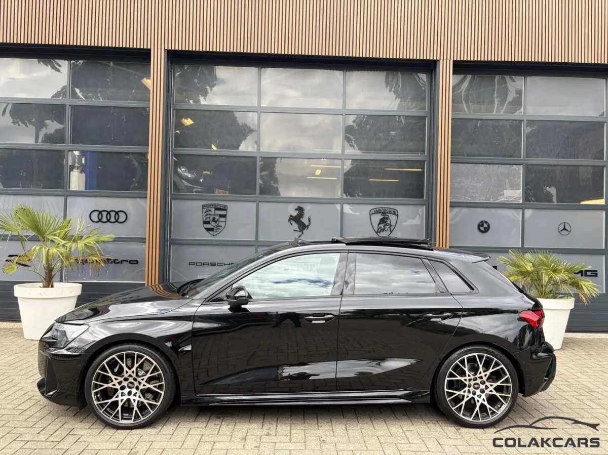 RS 3 2.5 TFSI RS 3 quattro