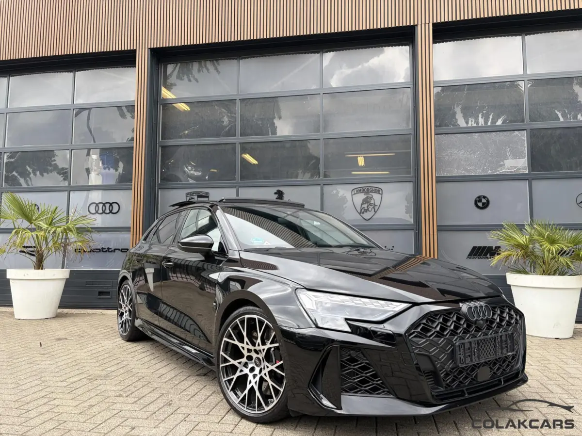 RS 3 2.5 TFSI RS 3 quattro