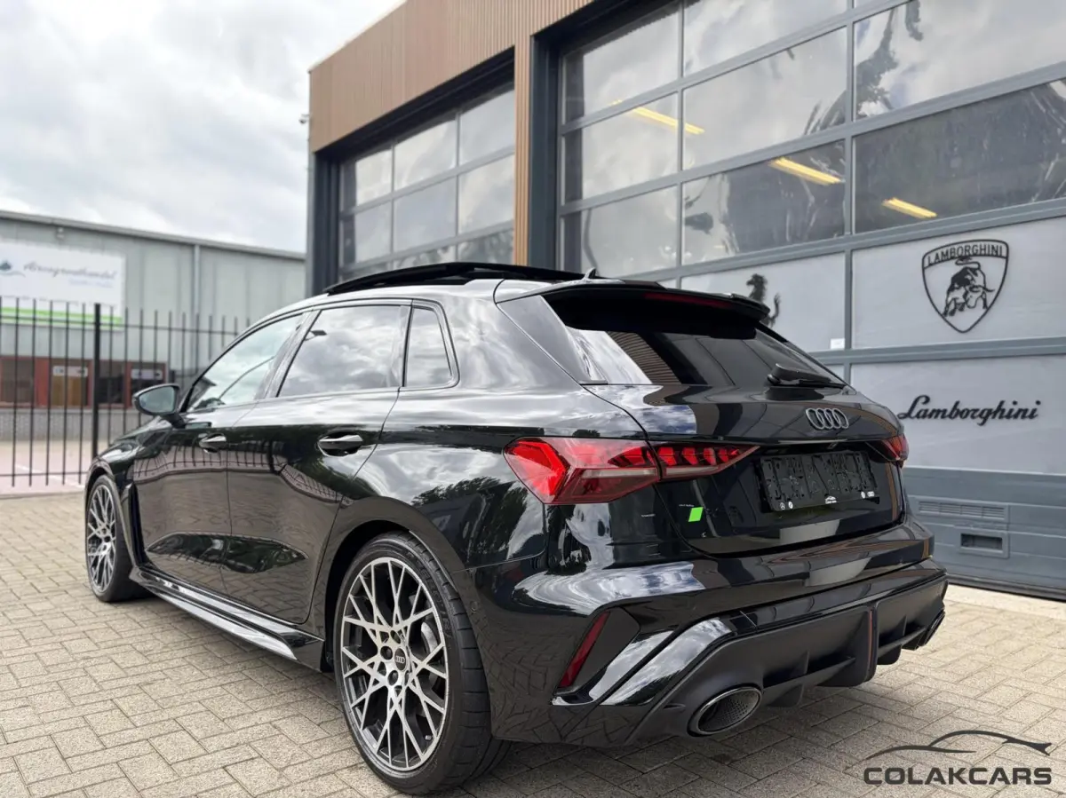 RS 3 2.5 TFSI RS 3 quattro