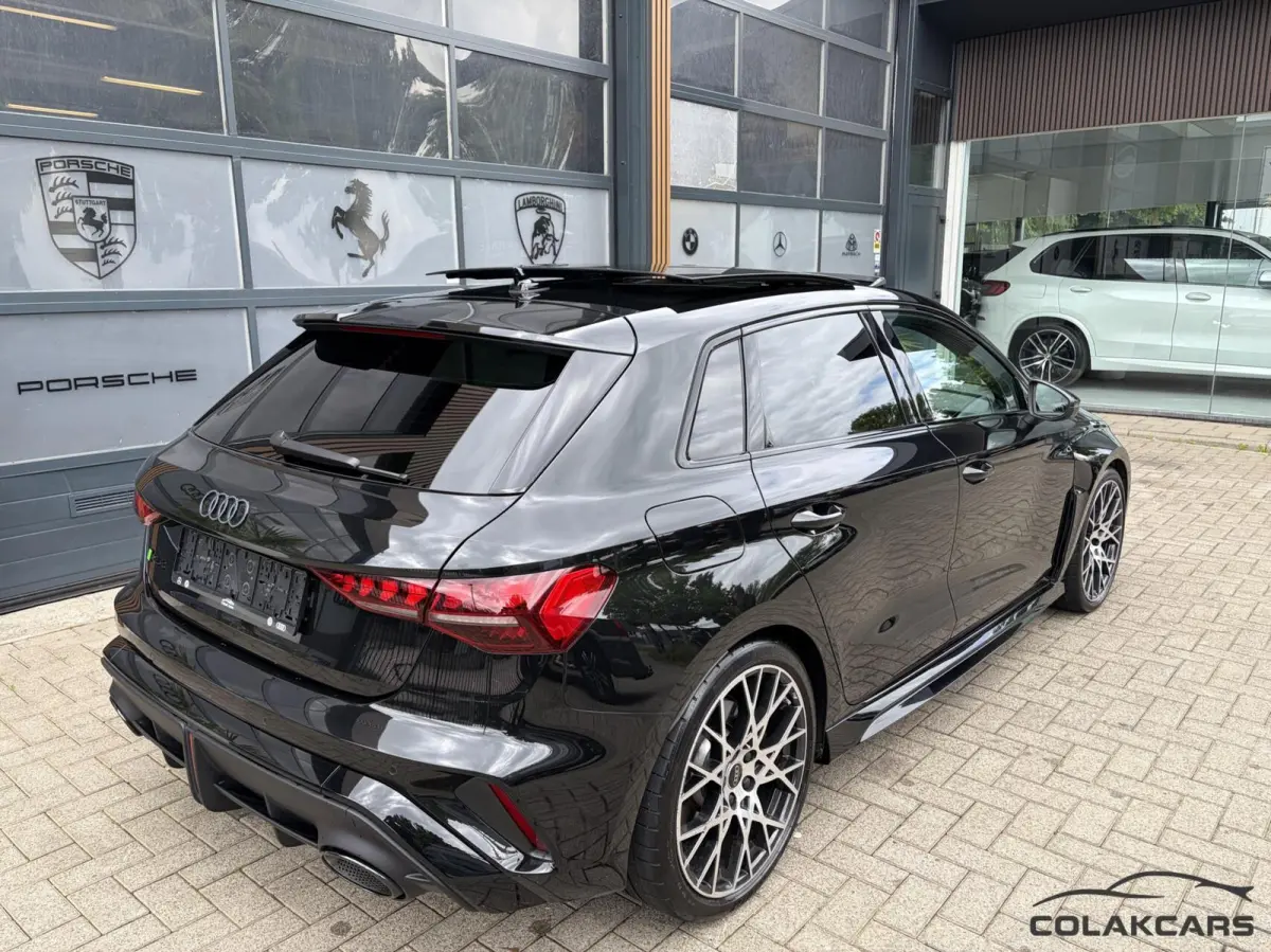 RS 3 2.5 TFSI RS 3 quattro