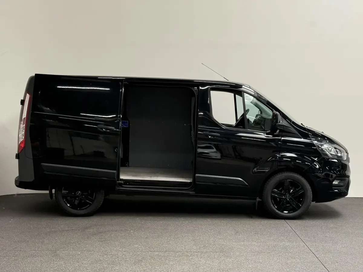 300 2.0 TDCI L1H1 Trend Automaat Raptor Edition Parkeersensoren Cruise Control Airco Stoelverwarming Verwarmbare voorruit