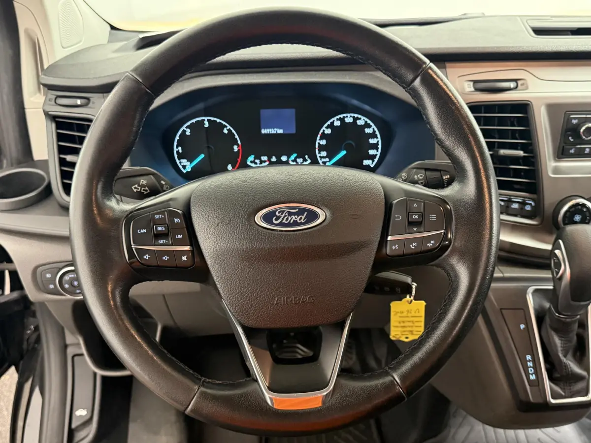 300 2.0 TDCI L1H1 Trend Automaat Raptor Edition Parkeersensoren Cruise Control Airco Stoelverwarming Verwarmbare voorruit