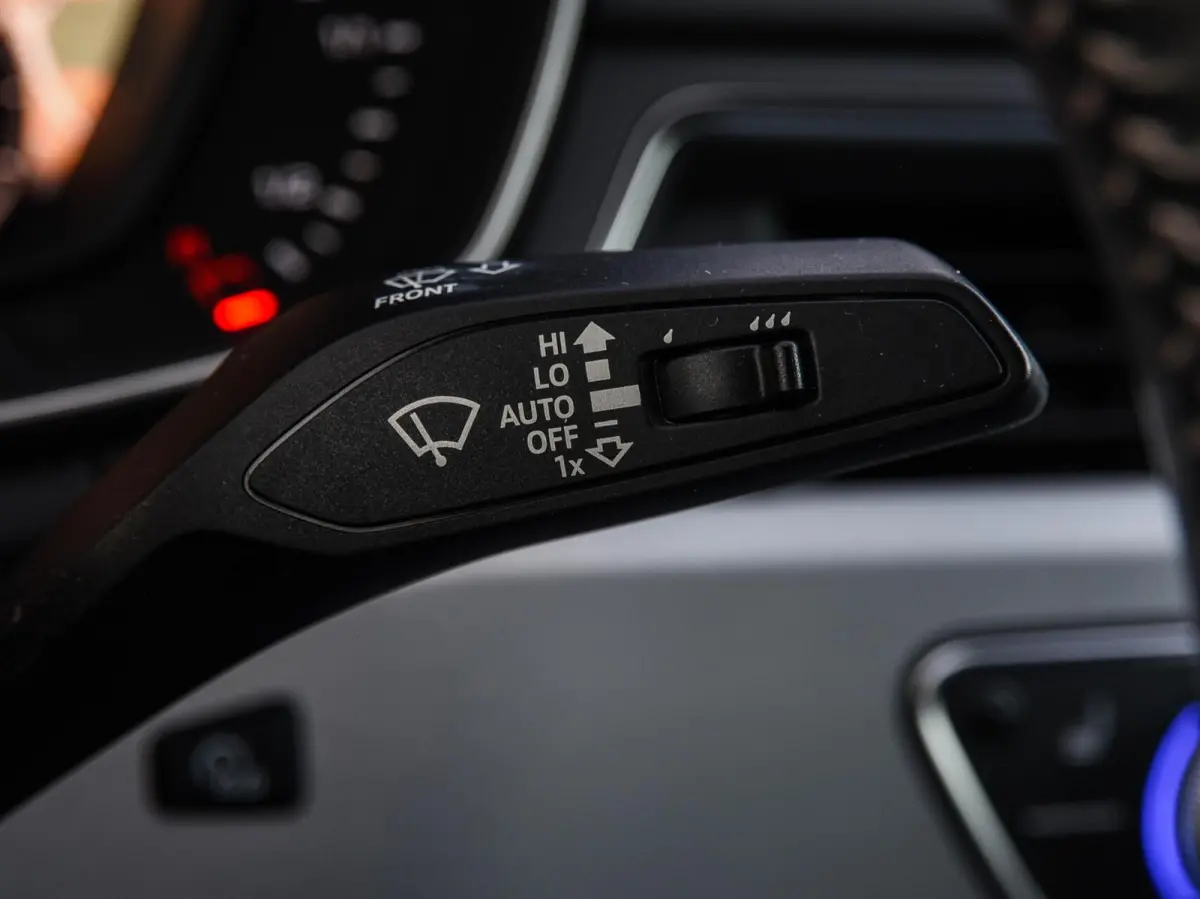 1.4 TFSI Sport S-line Edition Virtual Cockpit Ambianceverlichting Stoelverwarming LED Apple CarPlay Android Auto DAB Navigatie 18"