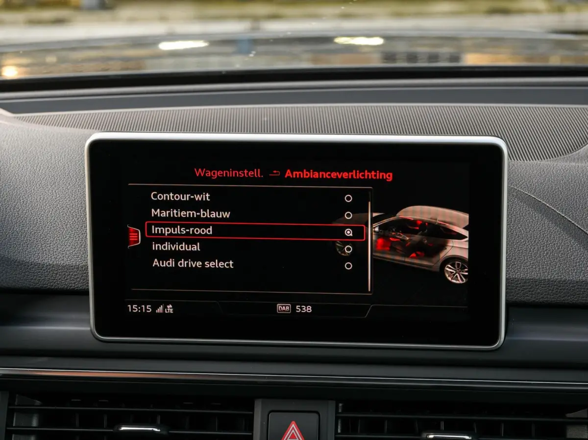 1.4 TFSI Sport S-line Edition Virtual Cockpit Ambianceverlichting Stoelverwarming LED Apple CarPlay Android Auto DAB Navigatie 18"