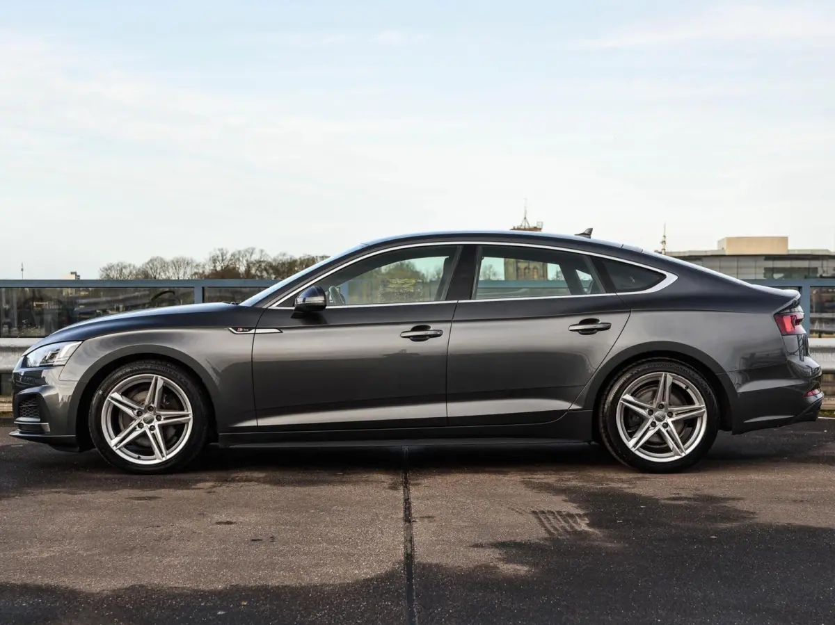 1.4 TFSI Sport S-line Edition Virtual Cockpit Ambianceverlichting Stoelverwarming LED Apple CarPlay Android Auto DAB Navigatie 18"