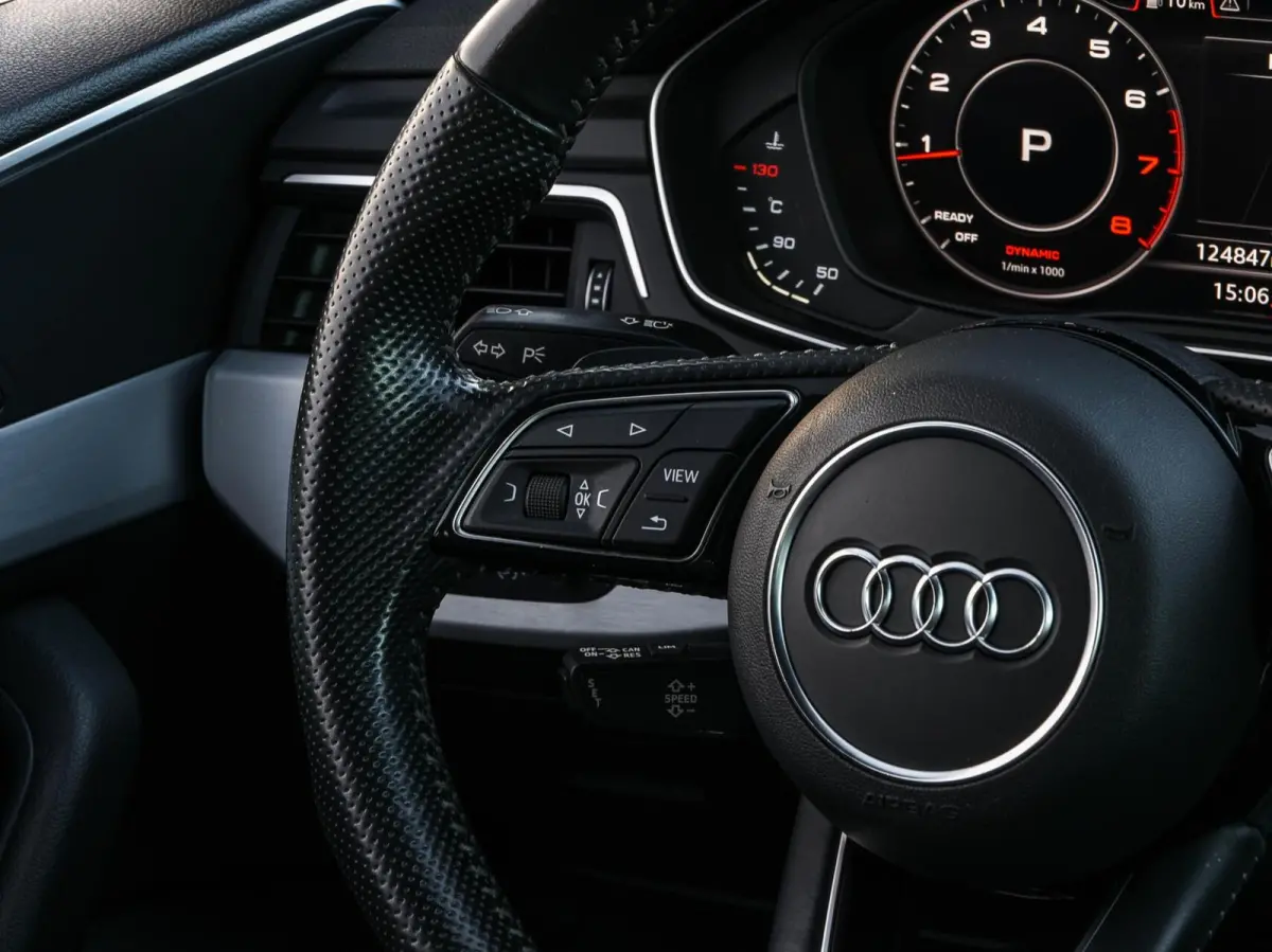1.4 TFSI Sport S-line Edition Virtual Cockpit Ambianceverlichting Stoelverwarming LED Apple CarPlay Android Auto DAB Navigatie 18"