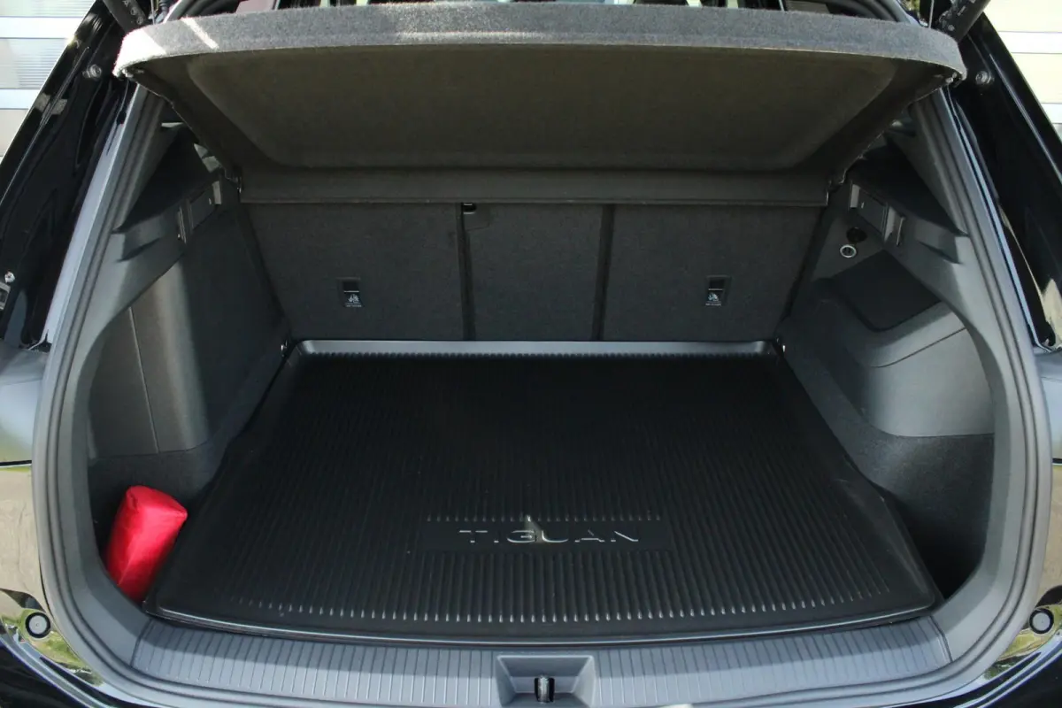 1.5 eHybrid 204pk R-Line Edition | Velgen 20'' | Trekhaak Inklapbaar