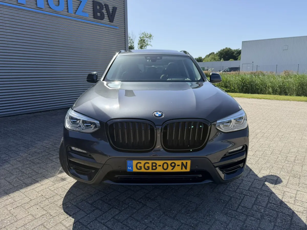 xDrive30e High Executive SOH 91% Leer Panoramadak Trekhaak Adaptieve LED 19 Inch Keyess Entry Head-Up Display Carplay Elek Stoelverstelling