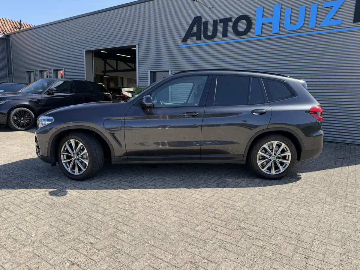 xDrive30e High Executive SOH 91% Leer Panoramadak Trekhaak Adaptieve LED 19 Inch Keyess Entry Head-Up Display Carplay Elek Stoelverstelling