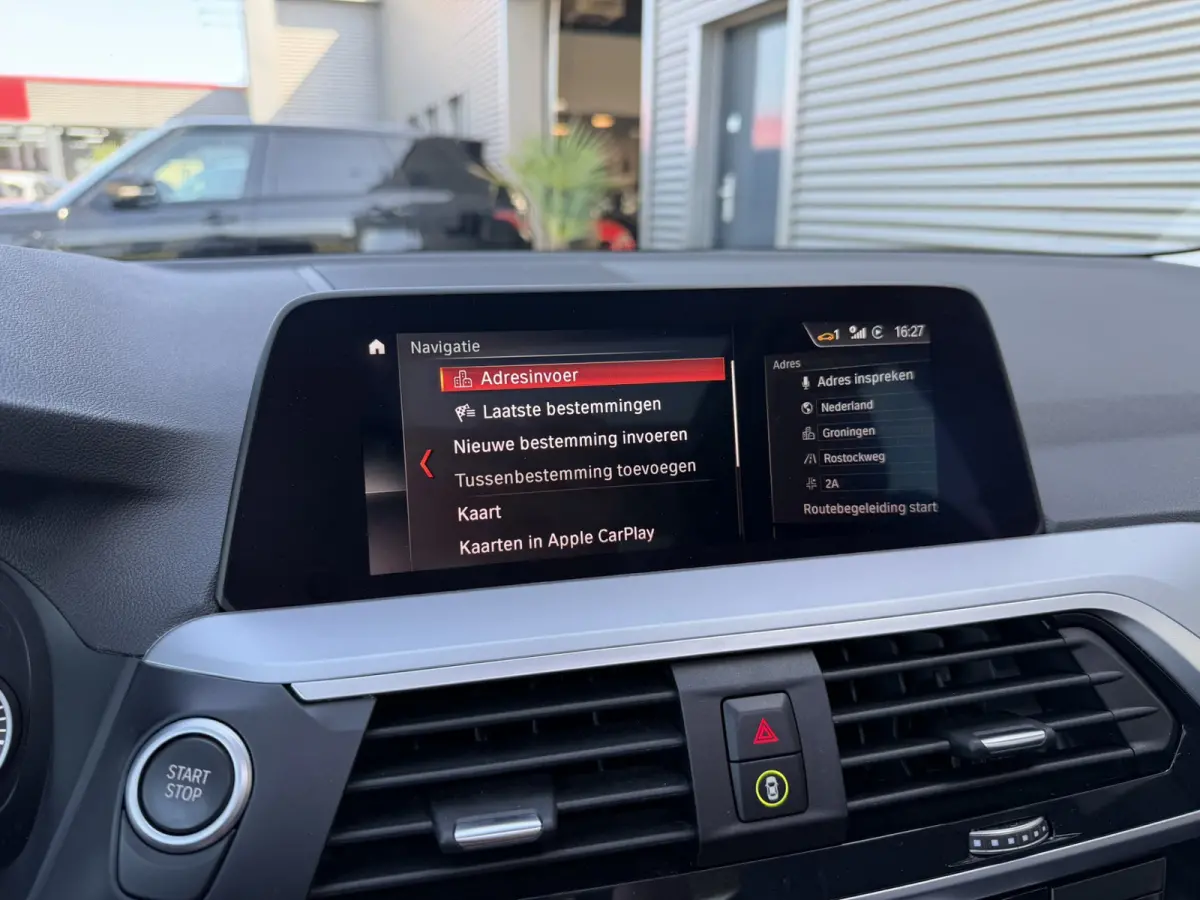 xDrive30e High Executive SOH 91% Leer Panoramadak Trekhaak Adaptieve LED 19 Inch Keyess Entry Head-Up Display Carplay Elek Stoelverstelling