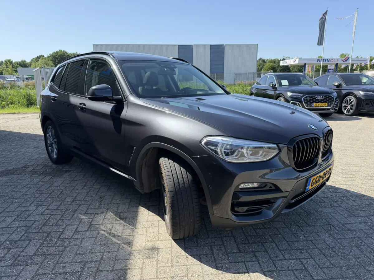 xDrive30e High Executive SOH 91% Leer Panoramadak Trekhaak Adaptieve LED 19 Inch Keyess Entry Head-Up Display Carplay Elek Stoelverstelling