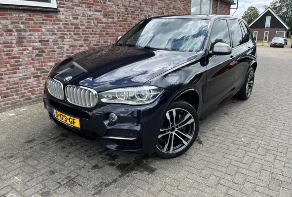 M50d nieuwe motor