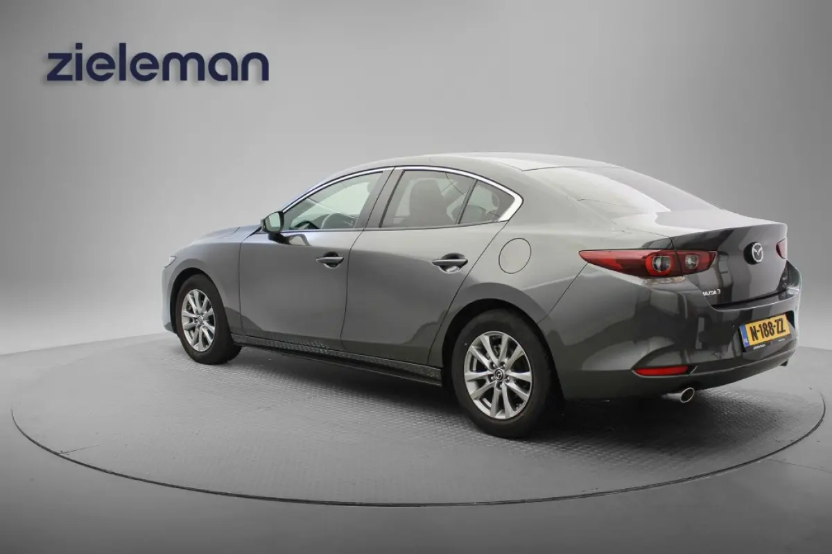 2.0 e-SkyActiv-G M Hybrid Comfort - Carplay, Navi, Camera, Stoel/Stuur verw. PDC