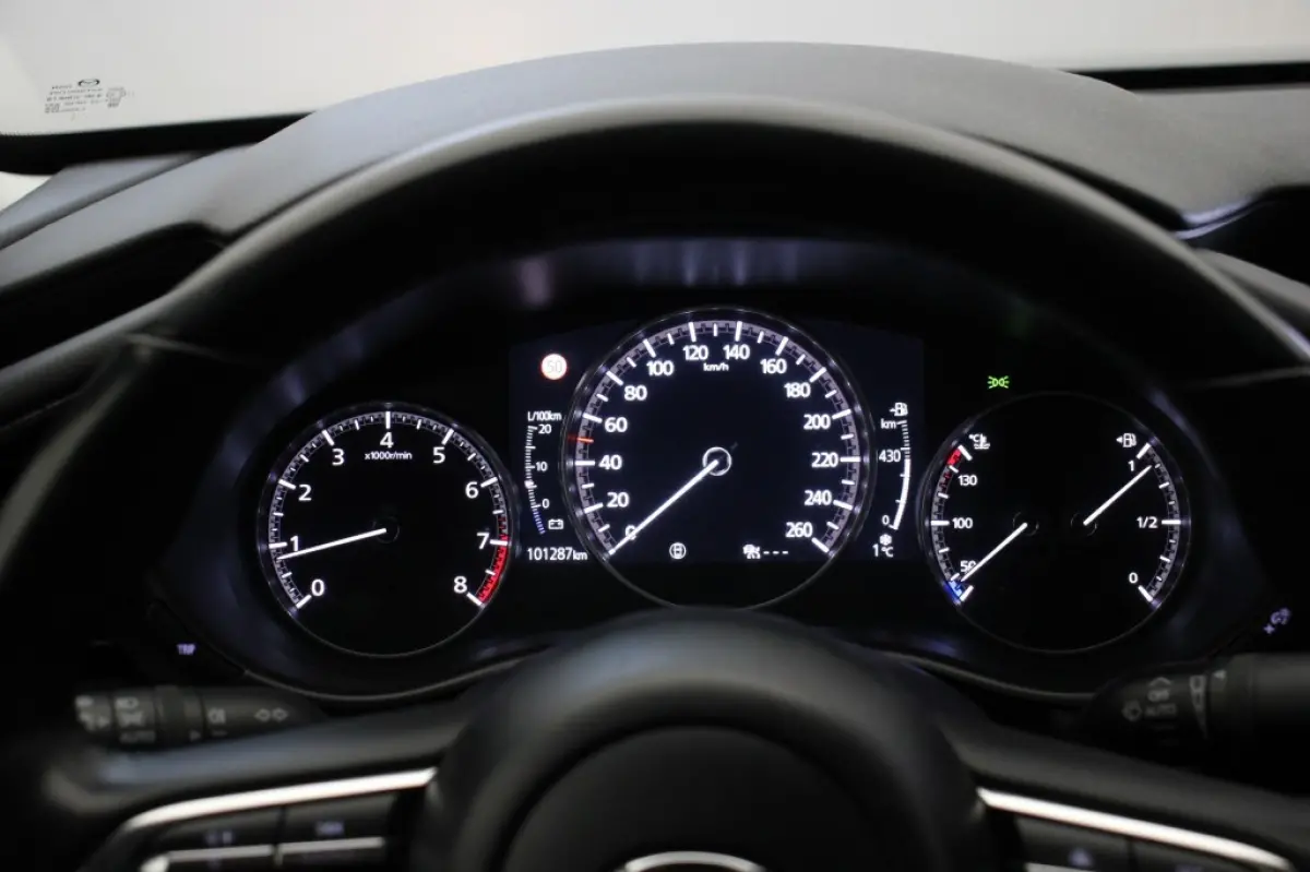 2.0 e-SkyActiv-G M Hybrid Comfort - Carplay, Navi, Camera, Stoel/Stuur verw. PDC