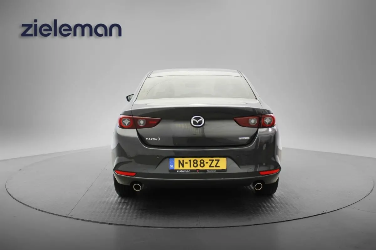 2.0 e-SkyActiv-G M Hybrid Comfort - Carplay, Navi, Camera, Stoel/Stuur verw. PDC