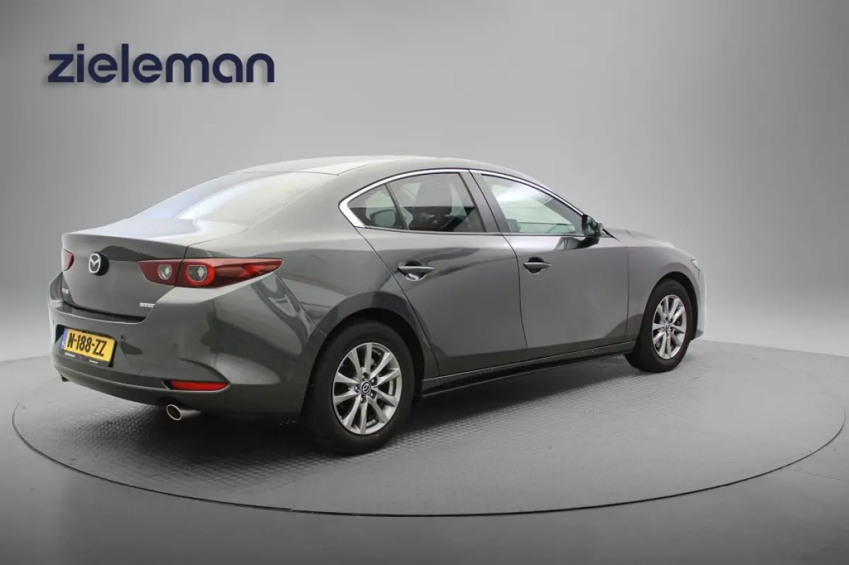 2.0 e-SkyActiv-G M Hybrid Comfort - Carplay, Navi, Camera, Stoel/Stuur verw. PDC