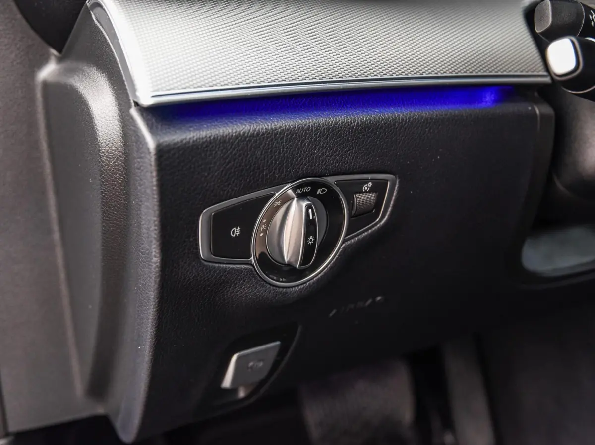 200 AMG Line | Panoramadak | Leder | 360 Camera | Widescreen | LED | Apple CarPlay Android Auto | Memory | 19" | Sfeerverlichting | Dealeronderhouden