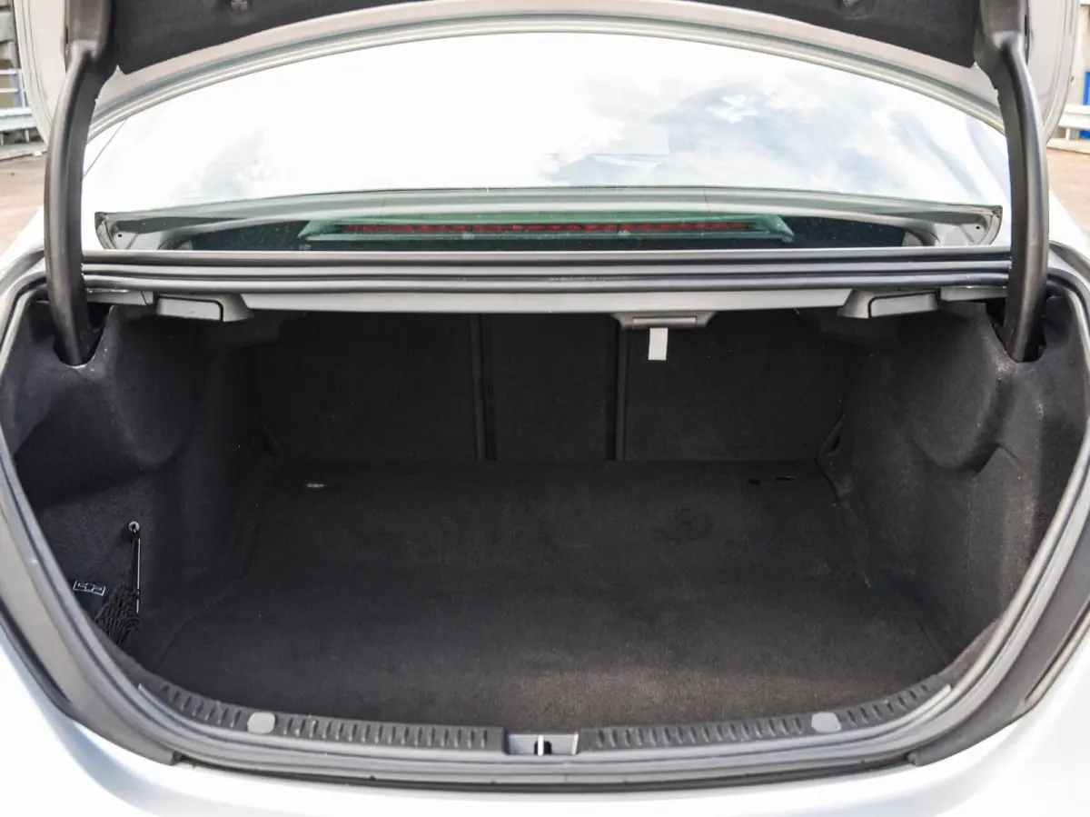 200 AMG Line | Panoramadak | Leder | 360 Camera | Widescreen | LED | Apple CarPlay Android Auto | Memory | 19" | Sfeerverlichting | Dealeronderhouden