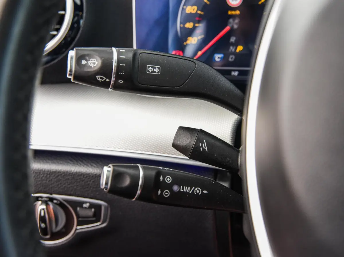 200 AMG Line | Panoramadak | Leder | 360 Camera | Widescreen | LED | Apple CarPlay Android Auto | Memory | 19" | Sfeerverlichting | Dealeronderhouden