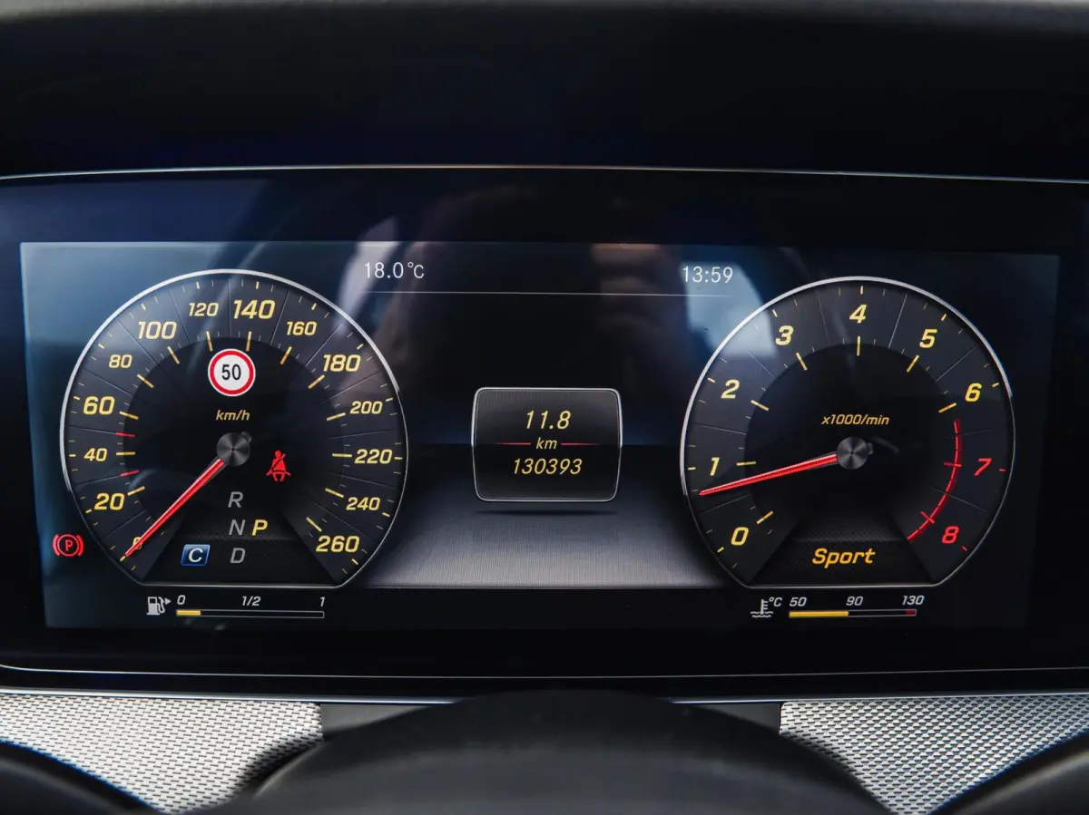 200 AMG Line | Panoramadak | Leder | 360 Camera | Widescreen | LED | Apple CarPlay Android Auto | Memory | 19" | Sfeerverlichting | Dealeronderhouden