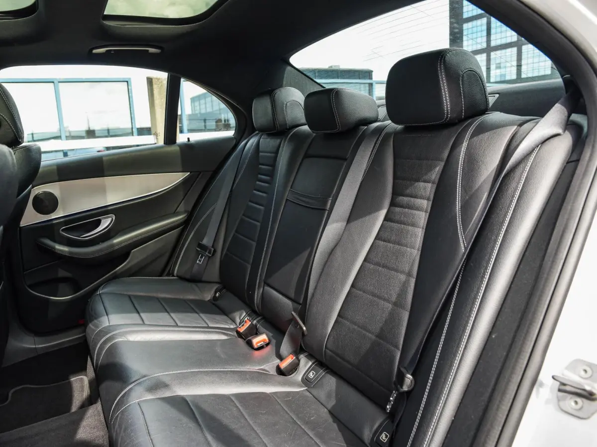 200 AMG Line | Panoramadak | Leder | 360 Camera | Widescreen | LED | Apple CarPlay Android Auto | Memory | 19" | Sfeerverlichting | Dealeronderhouden