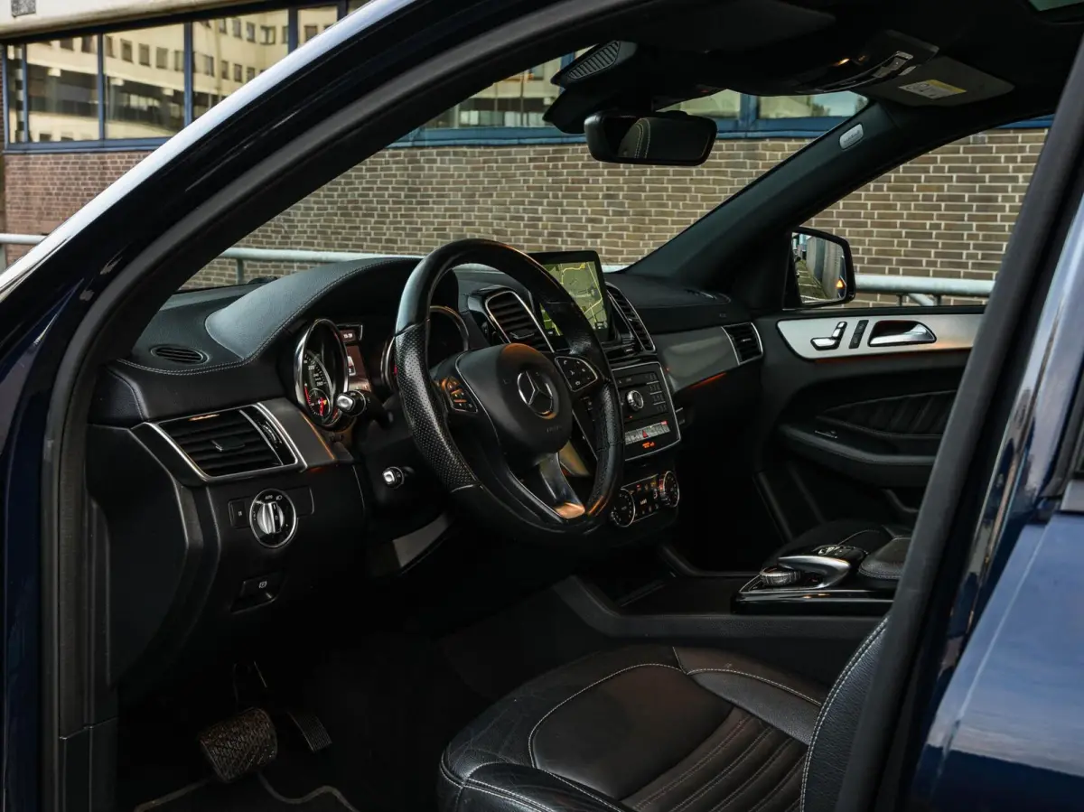 350 d 4MATIC AMG Panoramadak Distronic Camera Night Edition Grijs Kenteken 350 d 4MATIC