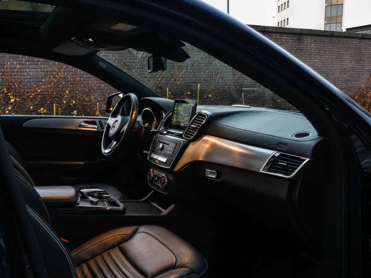 350 d 4MATIC AMG Panoramadak Distronic Camera Night Edition Grijs Kenteken 350 d 4MATIC