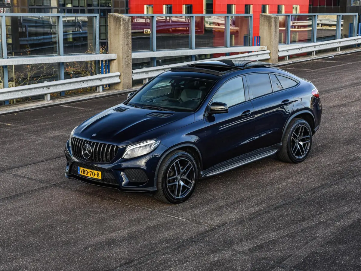 350 d 4MATIC AMG Panoramadak Distronic Camera Night Edition Grijs Kenteken 350 d 4MATIC