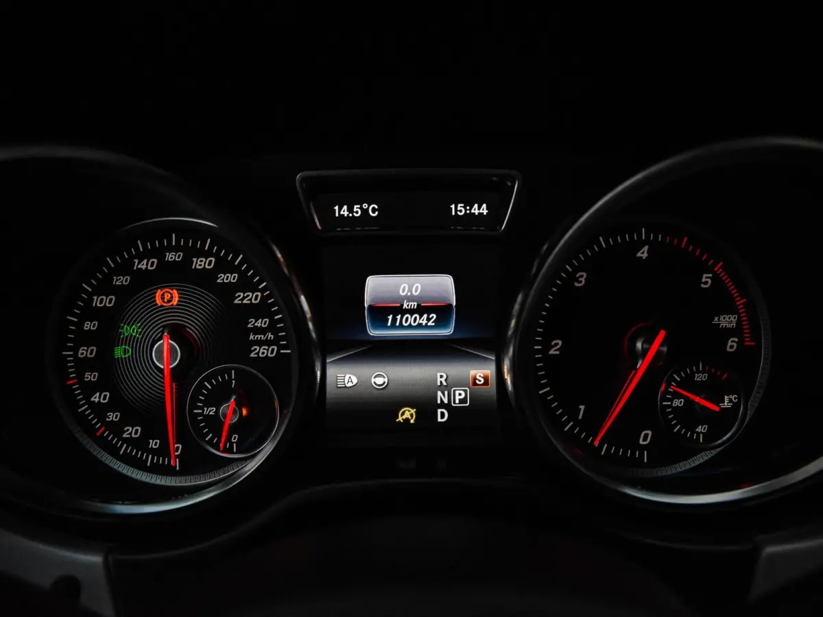 350 d 4MATIC AMG Panoramadak Distronic Camera Night Edition Grijs Kenteken 350 d 4MATIC