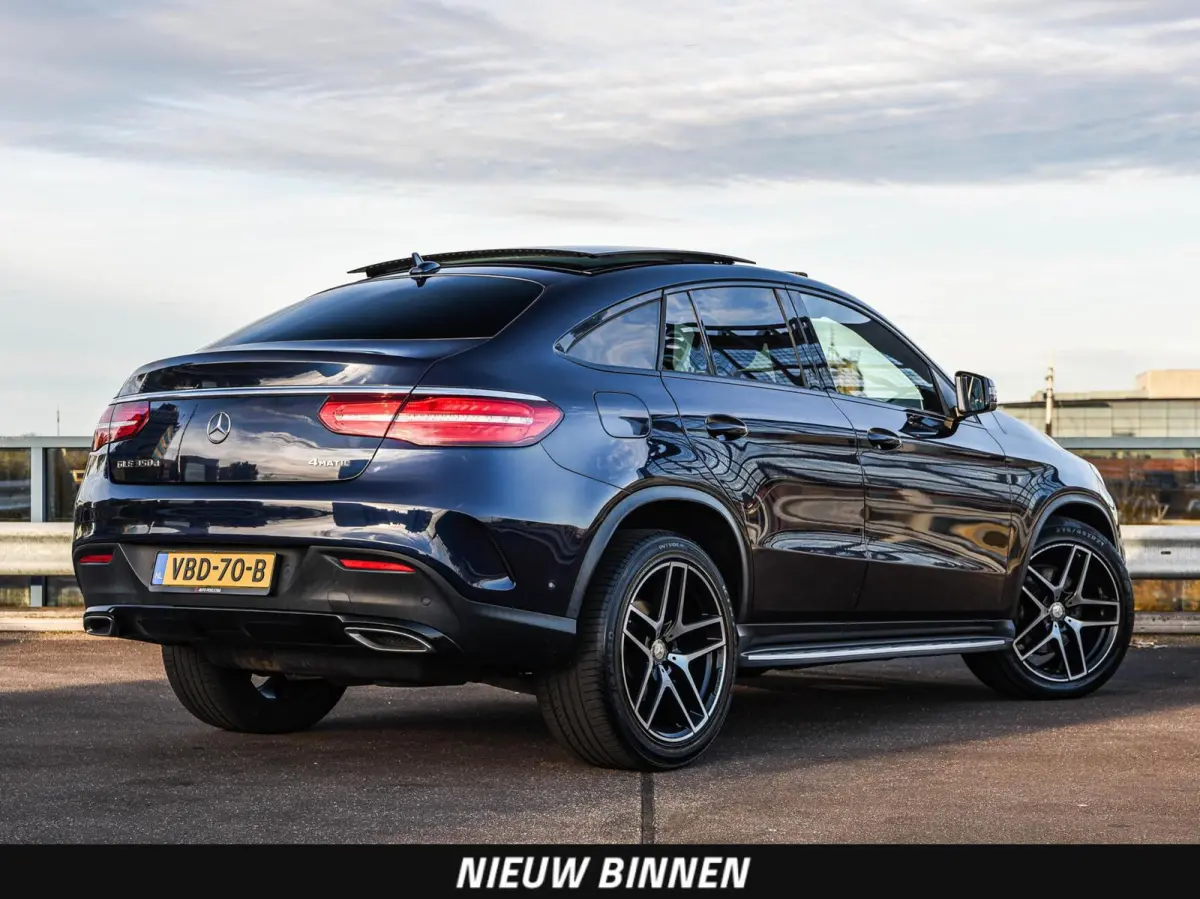 350 d 4MATIC AMG Panoramadak Distronic Camera Night Edition Grijs Kenteken 350 d 4MATIC