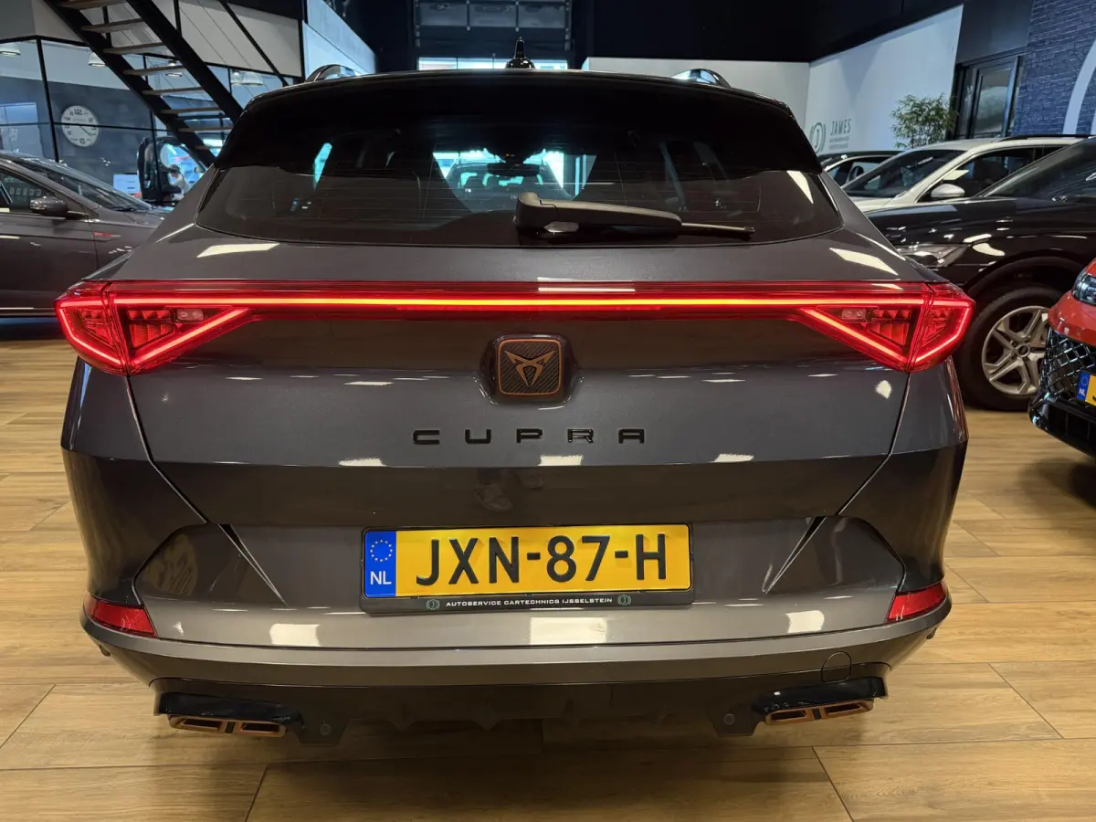 1.4 e-Hybrid VZ Copper Edition 245PK|Memoryseat|trekhaak|Navi|Carplay|stoelverwarming|