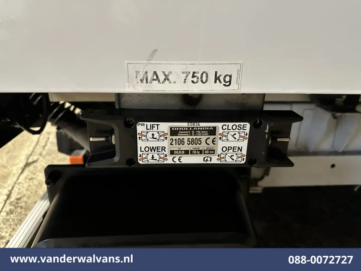 2.2 BlueHDi 141pk Bakwagen 436cm Lang Laadklep Euro6 Airco | 1055kg laadvermogen | Camera Cruisecontrol, Bijrijdersbank.