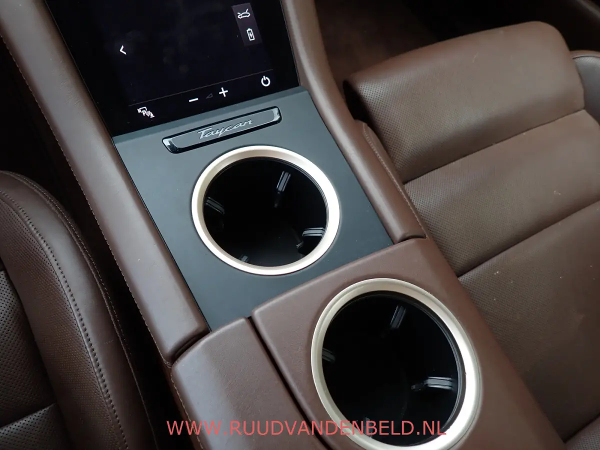 Turbo 626pk 92%SOH SPORT-CHRONO/ACC/BURMESTER/360-CAMERA