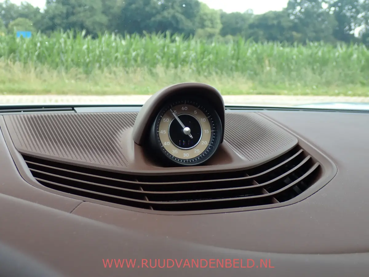 Turbo 626pk 92%SOH SPORT-CHRONO/ACC/BURMESTER/360-CAMERA