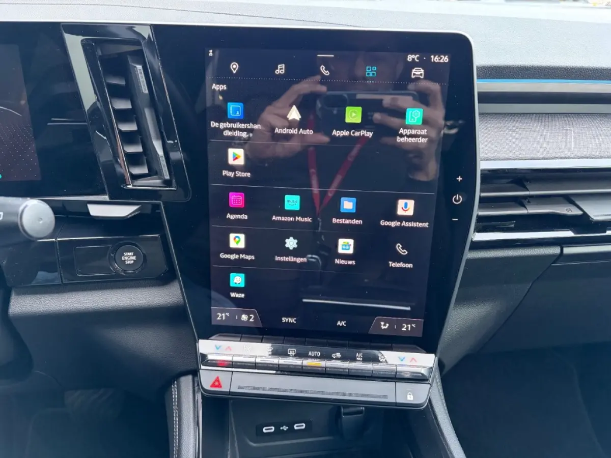 1.2 E-Tech 200pk LED Leder Camera Carplay Android Trekhaak