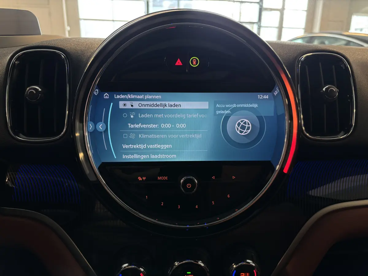 Cooper ALL4 5x Chester / Panoramadak / H-K / Dab+ / Apple Carplay / HeadUp / Keyless / Picnic Bench - NIEUWSTAAT -
