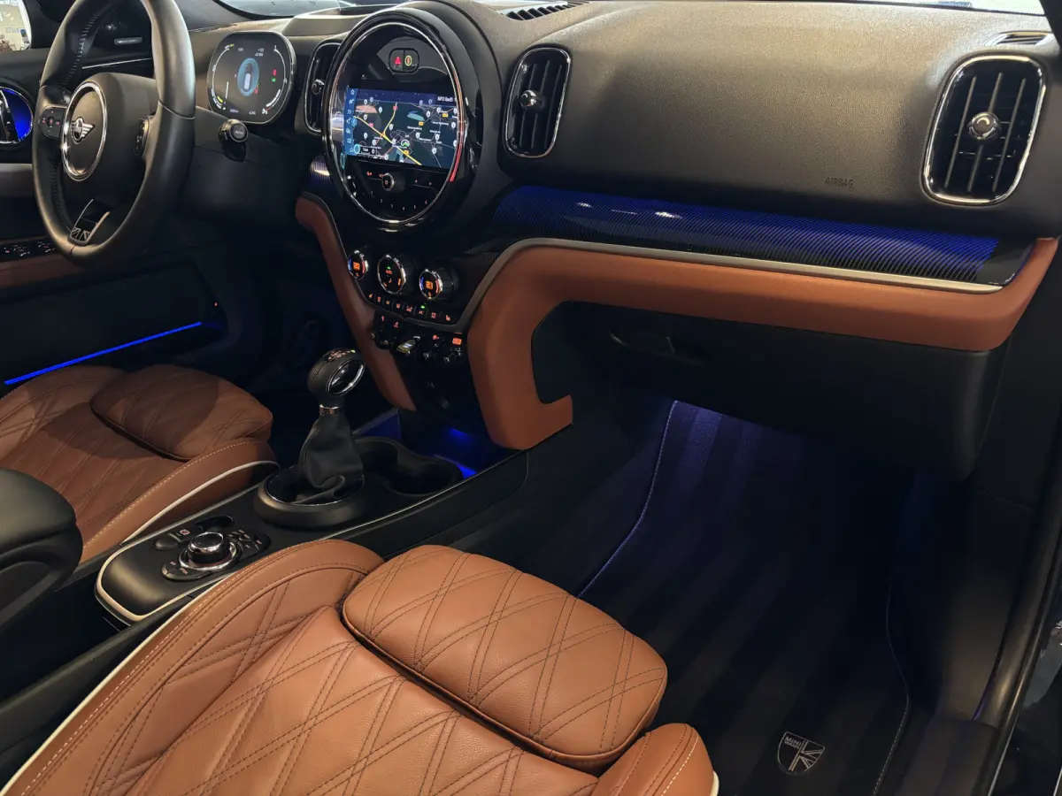 Cooper ALL4 5x Chester / Panoramadak / H-K / Dab+ / Apple Carplay / HeadUp / Keyless / Picnic Bench - NIEUWSTAAT -