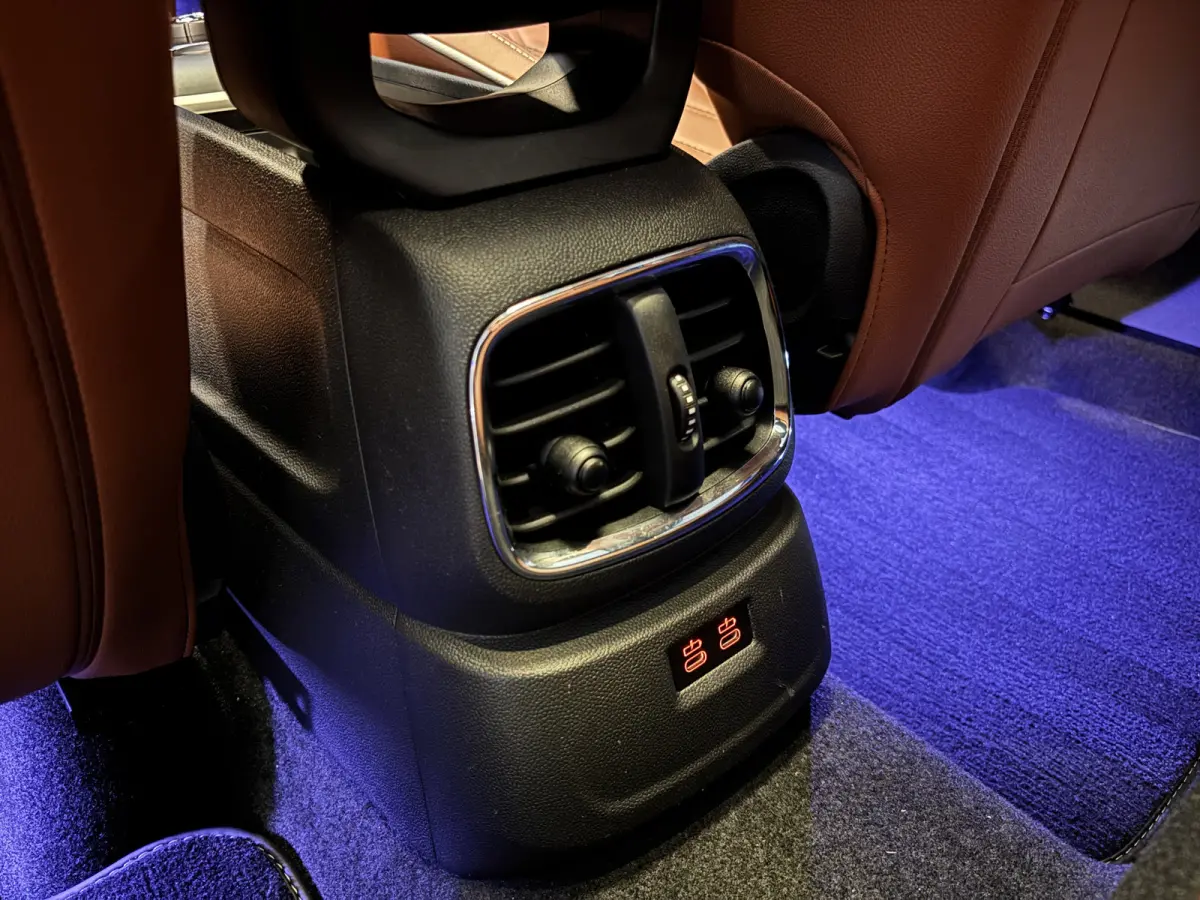 Cooper ALL4 5x Chester / Panoramadak / H-K / Dab+ / Apple Carplay / HeadUp / Keyless / Picnic Bench - NIEUWSTAAT -