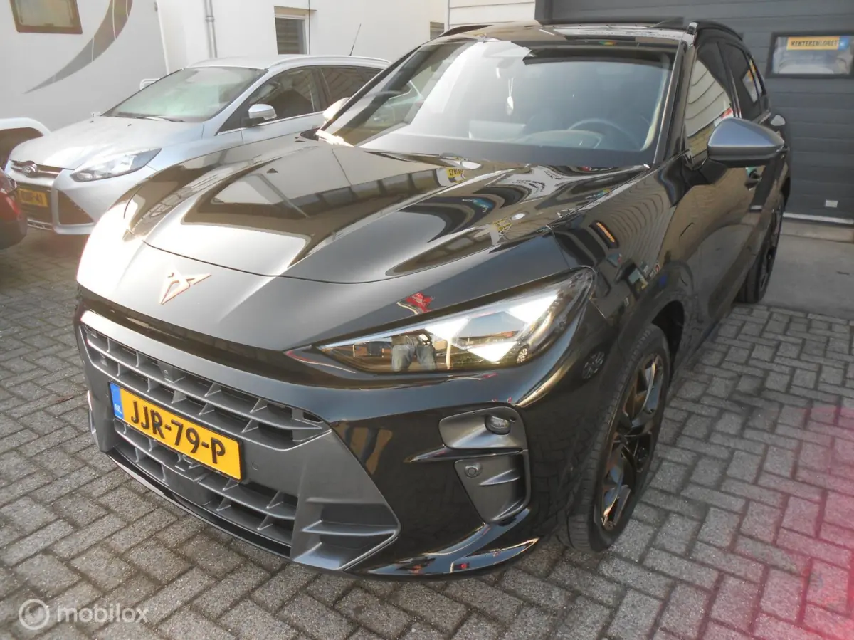 1.5 TSI e-Hybrid VZ Performance 272 PK trekh.