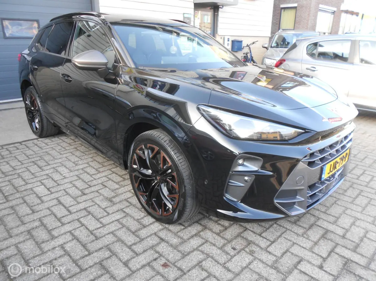 1.5 TSI e-Hybrid VZ Performance 272 PK trekh.